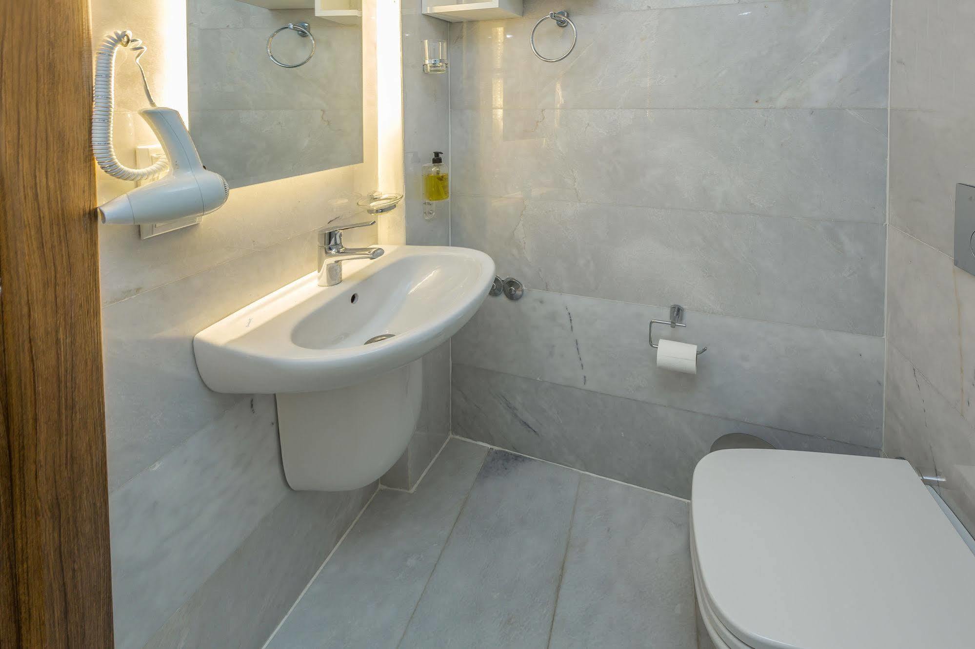 Defne Hotel كاس المظهر الخارجي الصورة