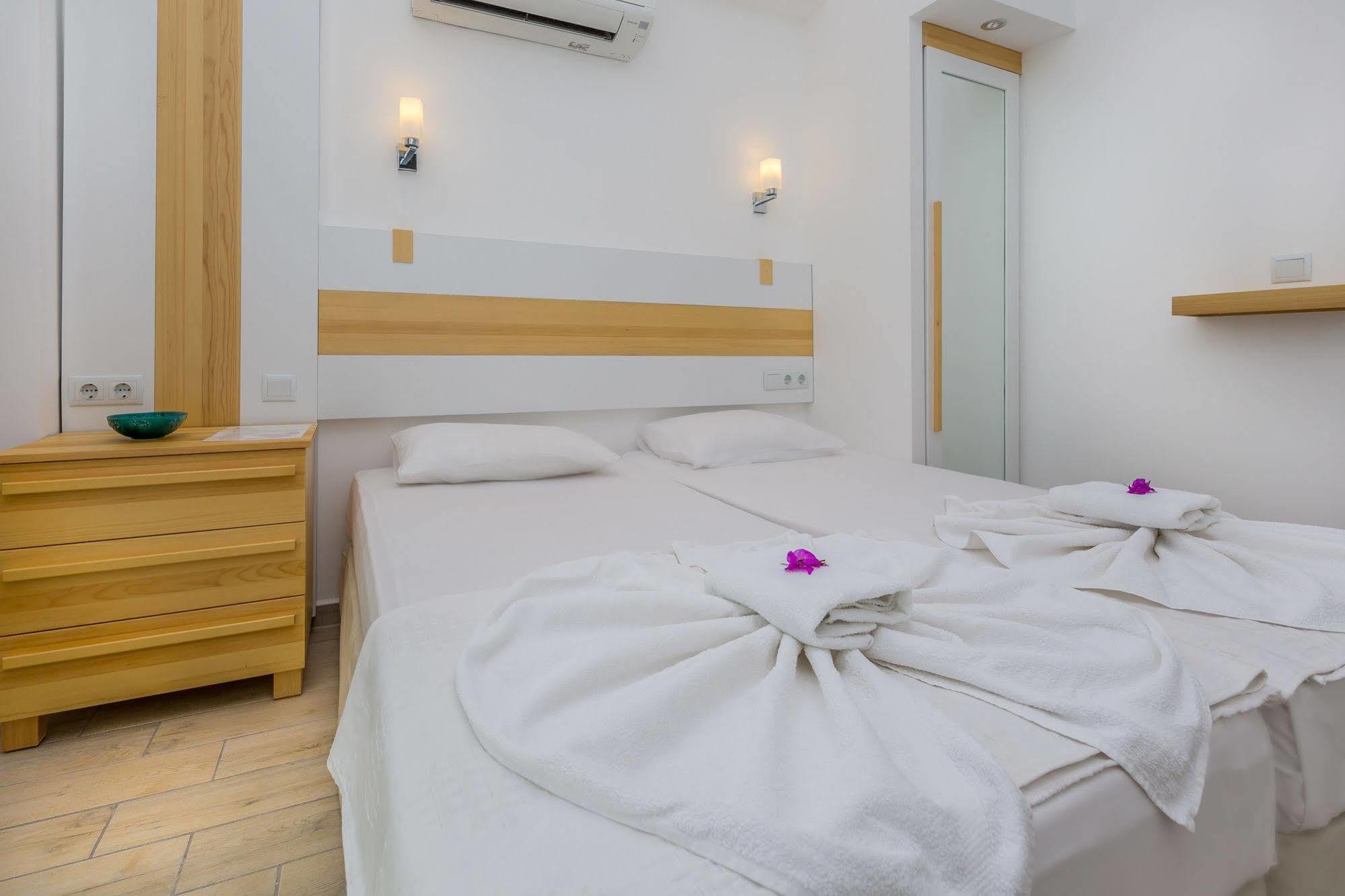 Defne Hotel كاس المظهر الخارجي الصورة