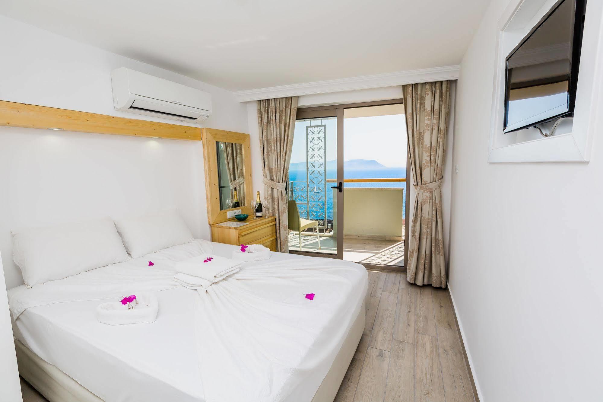 Defne Hotel كاس المظهر الخارجي الصورة